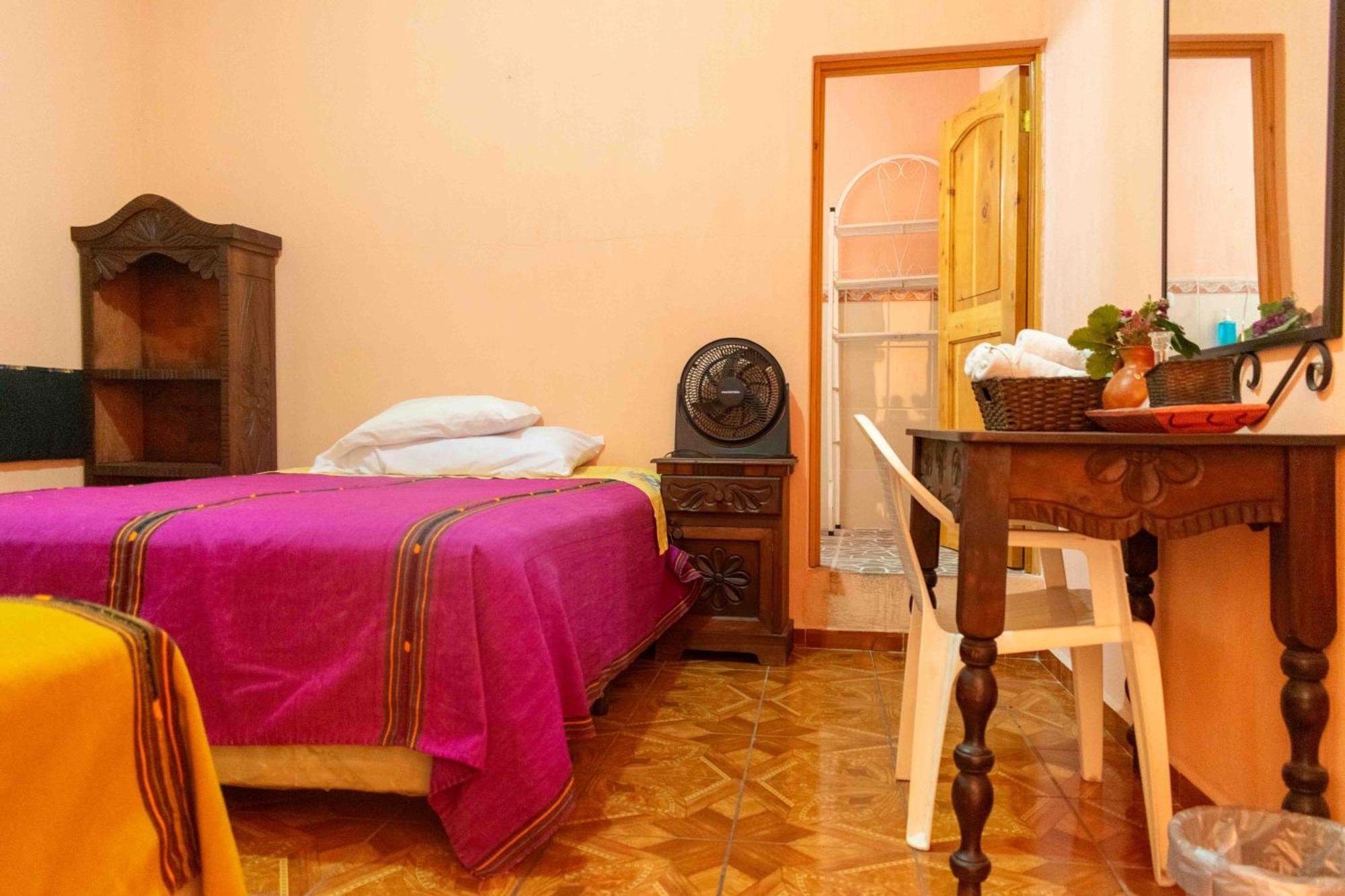 Casa Esperanza Apartment Panajachel Ngoại thất bức ảnh